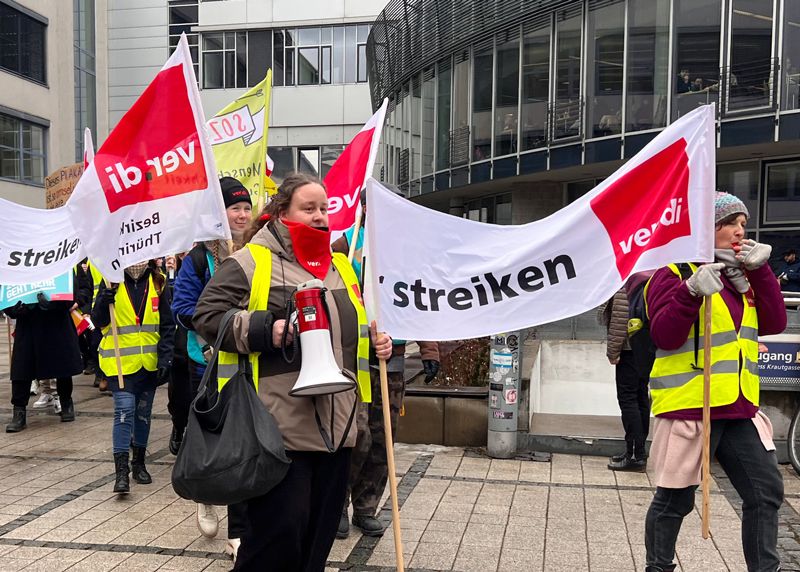 Bereits in der vergangenen Woche hatten sich Mitarbeitende des Universitätsklinikums Jena an einem Warnstreik beteiligt.