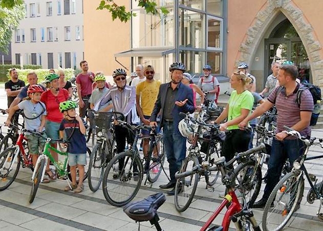 Jenas Oberbürgermeister Thomas Nitzsche hat das diesjährige Stadtradeln eröffnet.