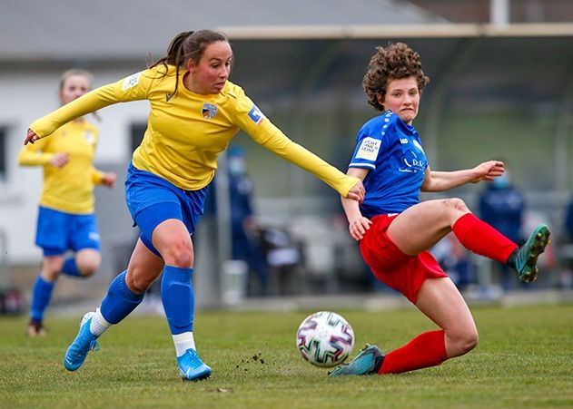 Im Duell Jenas Nelly Juckel gegen die Potsdamerin Luise Wildner.