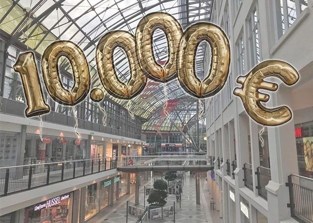 In 3.000 Luftballons befinden sich Gutscheine im Gesamtwert von 10.000 Euro.