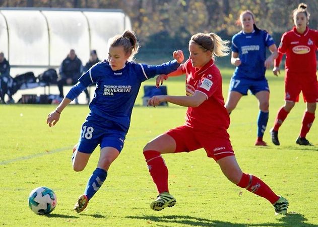 Torlos trennten sich die Frauen des 1. FC Köln und des FF USV Jena.