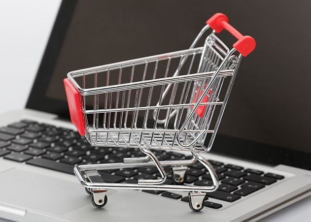 Einen E-Commerce-Shop zu eröffnen, um online Geld zu verdienen, wird immer beliebter.