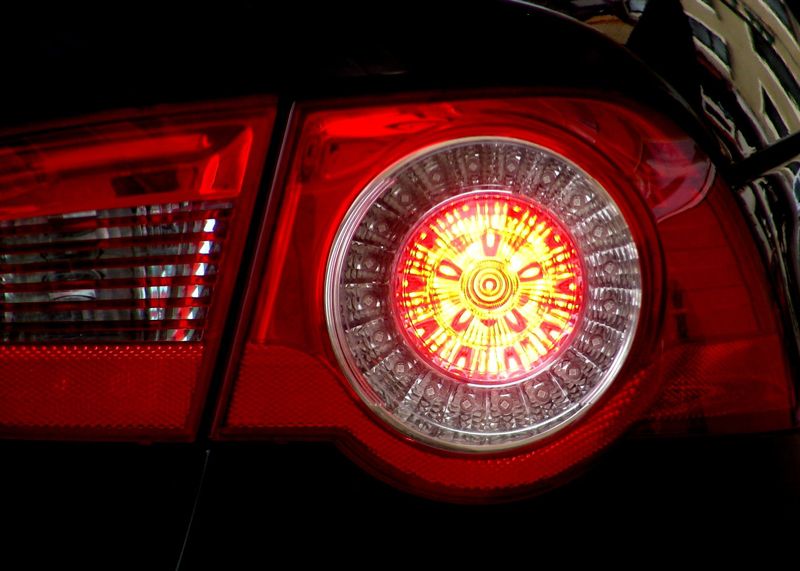 Weil ein Autofahrer nicht blinkte eskalierte eine Verkehrssituation in Jena.