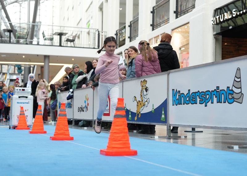 Finale der „Kindersprint-Schultour“ begeistert am Samstag in der Goethe Galerie.