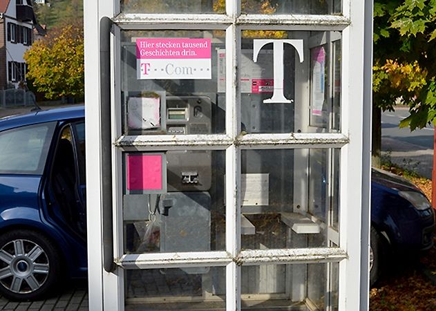 Die Telefonzelle in Crossen, aus der die Bombendrohung gegen das Klinikum Jena abgesetzt wurde.