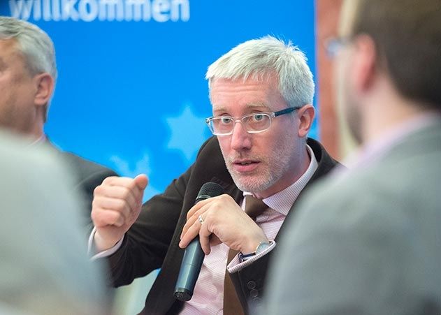 Thüringens Minister für Kultur Prof. Dr. Benjamin-Immanuel Hoff stellt sich der Diskussion.