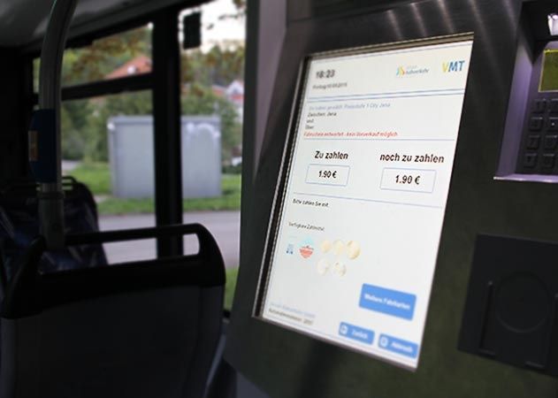 Der Jenaer Nahverkehr will den Preis für den Einzelfahrschein von 1,90 auf 2 Euro erhöhen. Die die Stadtverwaltung lehnt diese Tarifsteigerung für 2016 ab. Der Stadtrat muss entscheiden.