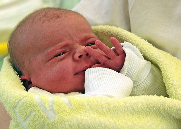 Herzliches Willkommen im Leben, Romy. Das kleine Mädchen ist das erste Neujahrsbaby 2019 am Jenaer Uniklinikum.