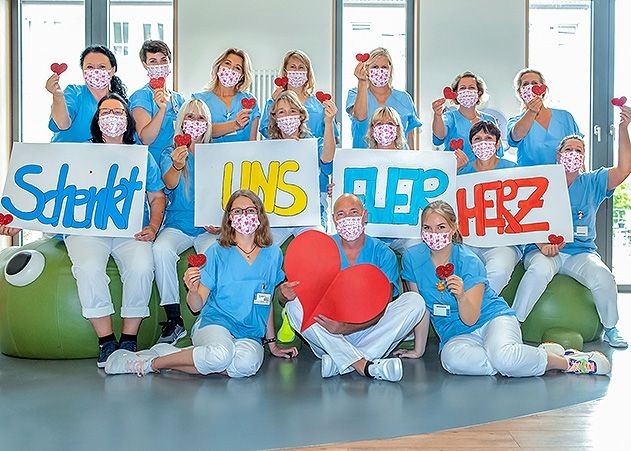 Möchte gerne Bundessieger bei „Deutschlands beliebteste Pflegeprofis“ werden: das Team der Kinderonkologie Station E130.