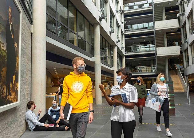 Studierende geben der Universität Jena im aktuellen Ranking von CHE und ZEIT erneut sehr gute Noten.