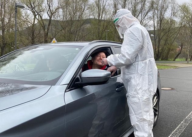 Nächste kostenlose Corona-Schnelltest-Station: Drive-in ab Samstag in Jena-Burgau möglich. Voranmeldung ist nicht notwendig.