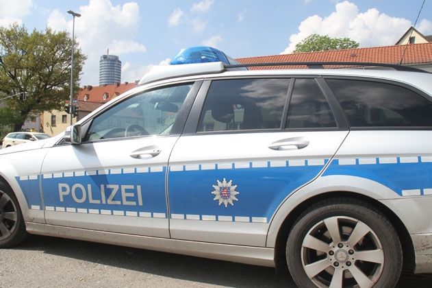 Die Landespolizeiinspektion Jena präsentiert sich am Freitag in der Goethe Galerie.