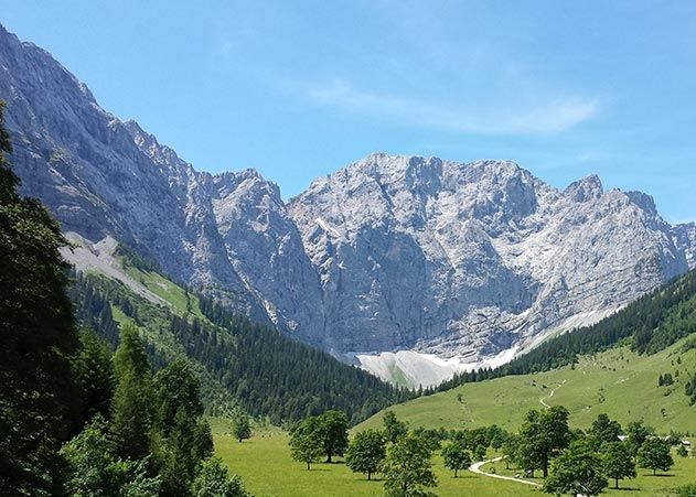 Klettertour im Karwendelgebirge nimmt schreckliches Ende.