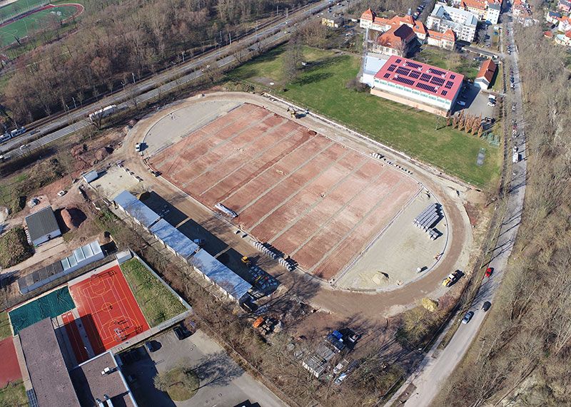 Blick auf die Baustelle des neuen Leichtathletikstadions in Jena.