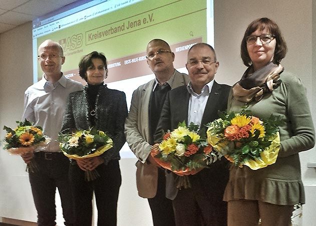 Die neuen Vorstandsmitglieder - Prof. Jens Dawczynski, Dr. Katrin Gugel, Rene Zettlitzer, Wilfried Opitz, Dr. Ines Zaremba (v.l.n.r.)