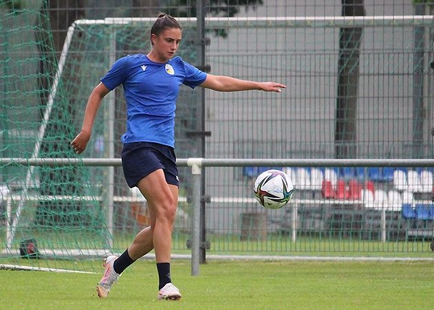 Die 14-fache slowenische Nationalspielerin Adrijana Mori verstärkt ab der kommenden Saison die Frauen des FC Carl Zeiss Jena.