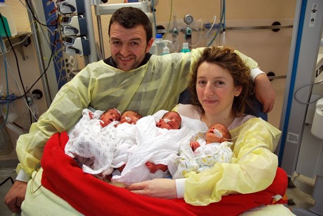 Zu den 1.493 Geburten am Uniklinikum Jena 2015 gehörten auch die albanischen Vierlinge, die im Oktober 2015 das Licht der Welt erblickten.