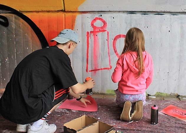 Das Jugendzentrum Eastside bietet kostenlose Workshops für Kids ab 12 Jahre an.