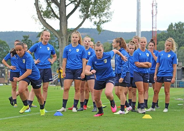 Die FCC-Frauen starten ins Training.