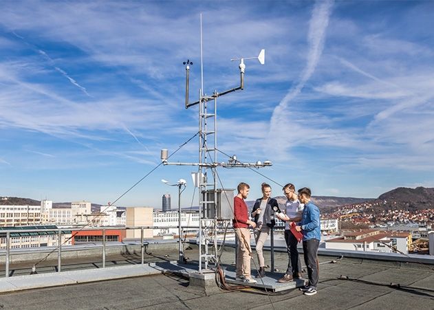 Wetterstation auf dem Dach der EAH Jenas.