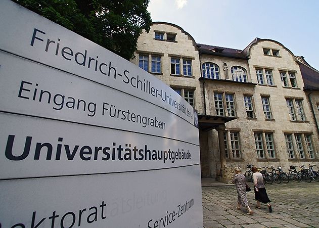 Im Uni-Hauptgebäude findet am 21. März ein öffentlicher Vortrag zur Plattentektonik statt.