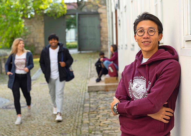 Internationale Studierende schätzen die Ausbildung an der Universität Jena sehr.