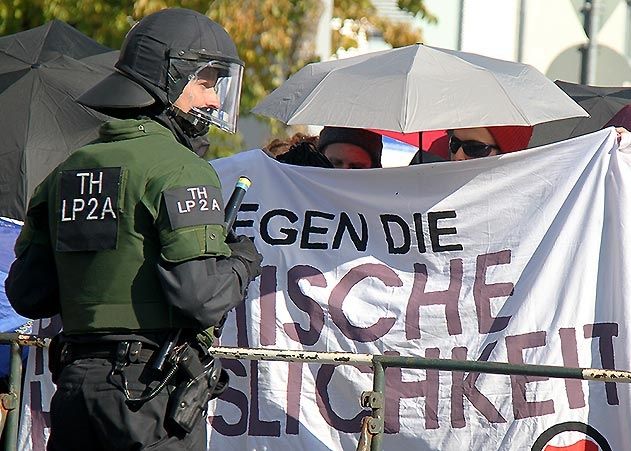 Anwohnerschleusen sollen die Einschränkungen zur THÜGIDA-Demo am 17. August im Jenaer Damenviertel etwas entschärfen.