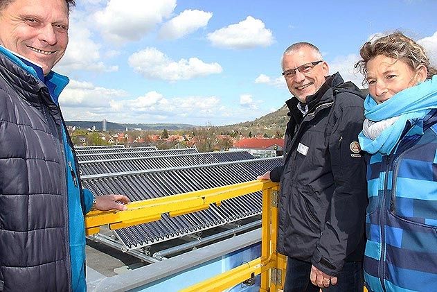 Herko Wagner, Frank Schöttke und Alice Grosse auf dem Hubsteiger.