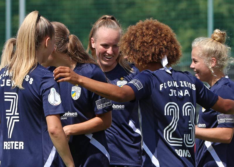 Jenas Fußballfrauen empfangen den 1. FC Nürnberg im DFB-Pokal.